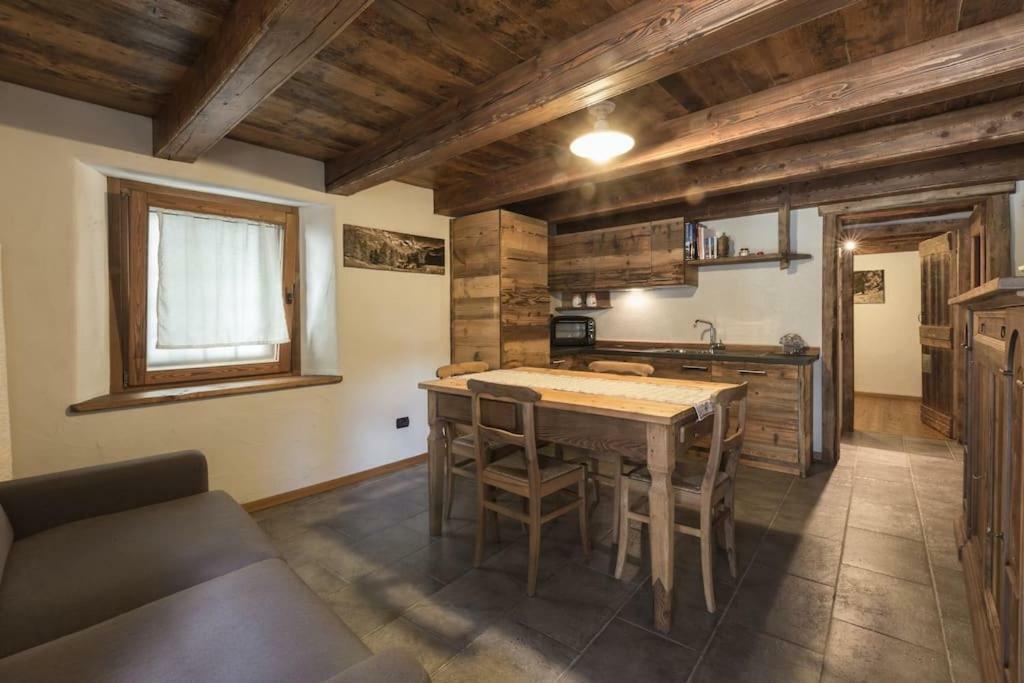Vecchio Fienile Apartman Aosta Kültér fotó